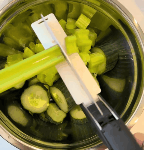 🔥SELLING FAST! ⚡50K+ SOLD - 2-in-1 Kitchen Scissors with Built-in Cutting Board